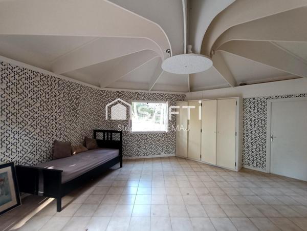 Villa 5 pièces 183 m²