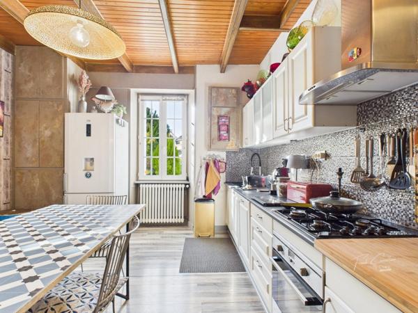 Maison de charme au coeur du bourg de  Plouaret