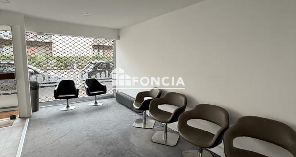 À vendre Local commercial 43.33 m² - Bougival 78380