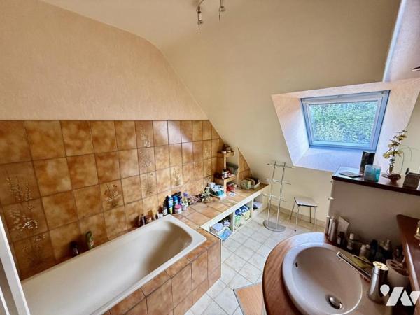 MAISON A PROXIMITE DU CENTRE VILLE 