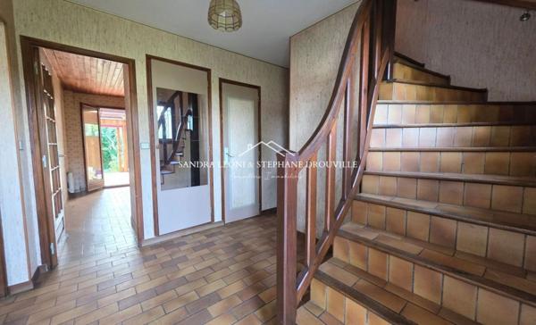 PROCHE MAINTENON - AGREABLE MAISON de 124 m2, 3 CHAMBRES