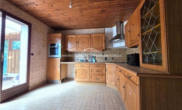 PROCHE MAINTENON - AGREABLE MAISON de 124 m2, 3 CHAMBRES