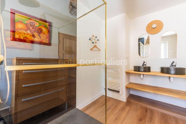Vente
                Maison110 m² - 6 Pièces -
                    LES SABLES D OLONNE (85100)