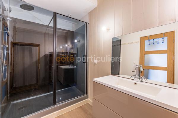 Vente
                Maison110 m² - 6 Pièces -
                    LES SABLES D OLONNE (85100)