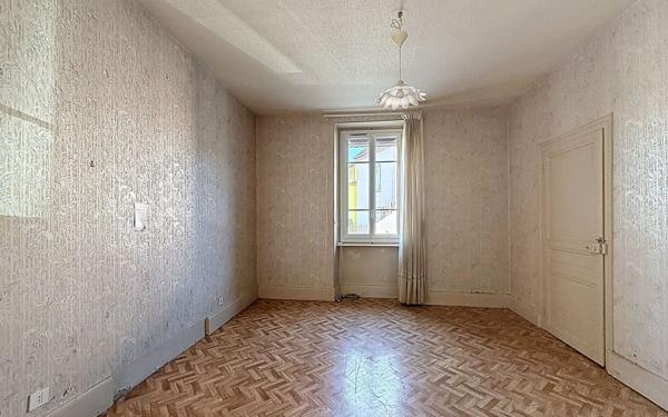 Maison à vendre    7 pièces •  Le Creusot