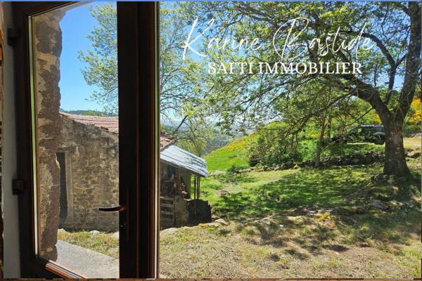 Superbe longére,vue imprenable et nature préservée