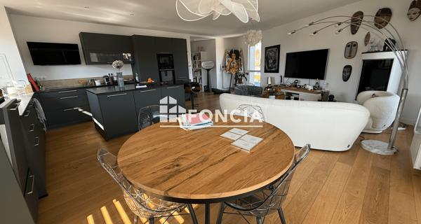 À vendre Appartement 4 pièces 130.7 m² - Le Mans 72100