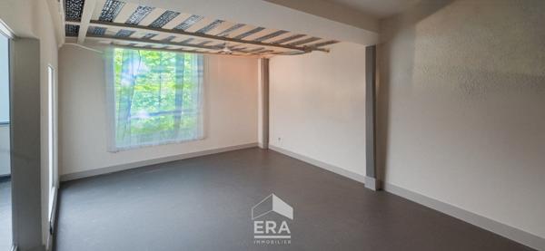 BLANQUEFORT 33290 - Appartement T3 de 50 m² - Balcon - Ascenseur - Box - Proche centre-ville