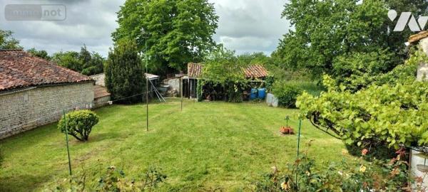Maison à vendre à Chizé dans les Deux-Sèvres (79170), ref : MR9024