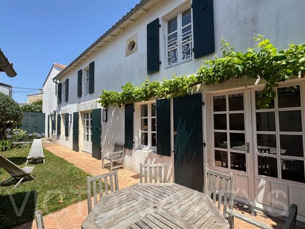 Maison à vendre centre village - La Couarde sur Mer