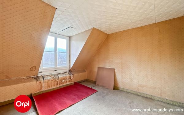 Immeuble à vendre    4 pièces • 115 m2 Gaillon