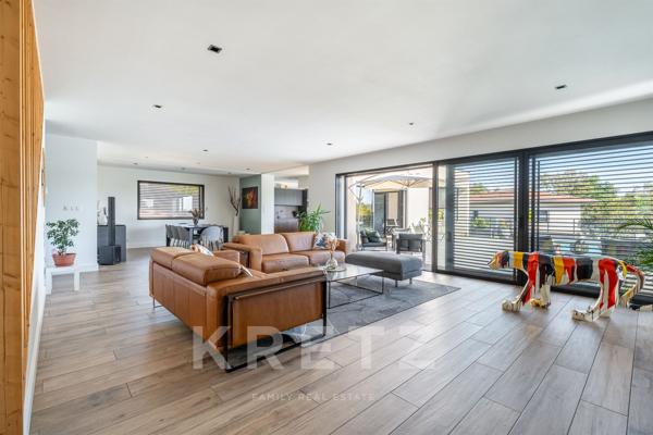 Très belle villa contemporaine de 2019