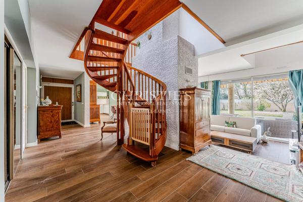 La Hume- Villa familiale avec piscine