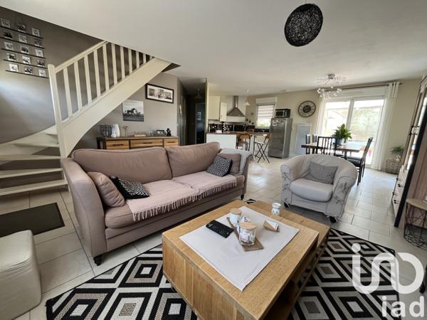 Maison à vendre 5 pièces 93 m² Beaufort-en-Anjou