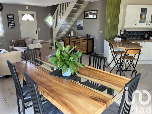 Maison à vendre 5 pièces 93 m² Beaufort-en-Anjou