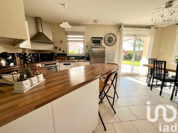 Maison à vendre 5 pièces 93 m² Beaufort-en-Anjou