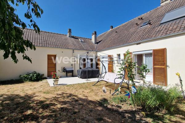 Maison à vendre 6 pièces de 125 m² à Élancourt