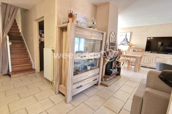 Maison à vendre 6 pièces de 125 m² à Élancourt