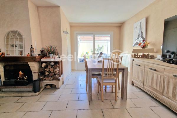 Maison à vendre 6 pièces de 125 m² à Élancourt