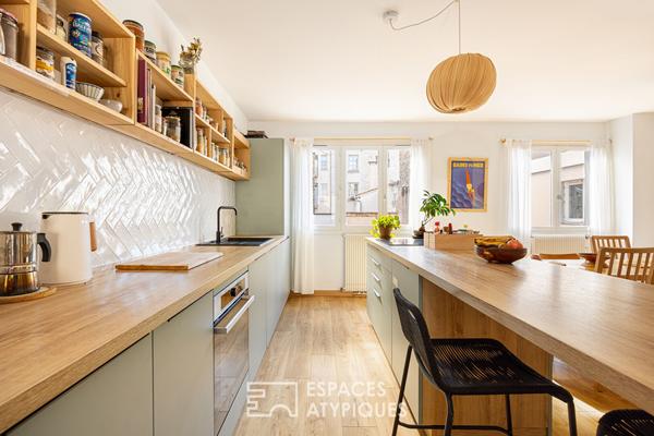 Appartement chaleureux rénové avec balcon à Raspail