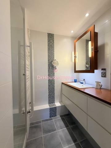 Appartement à vendre 5 pièces de 141 m²