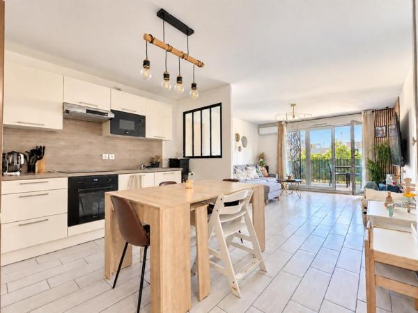 Confort récent, terrasse et 3 chambres