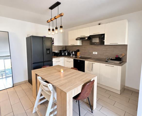 Confort récent, terrasse et 3 chambres