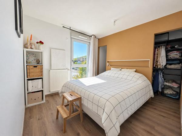 Confort récent, terrasse et 3 chambres
