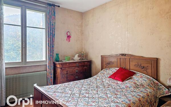 Maison à vendre    4 pièces • 115 m2 Veyre-Monton