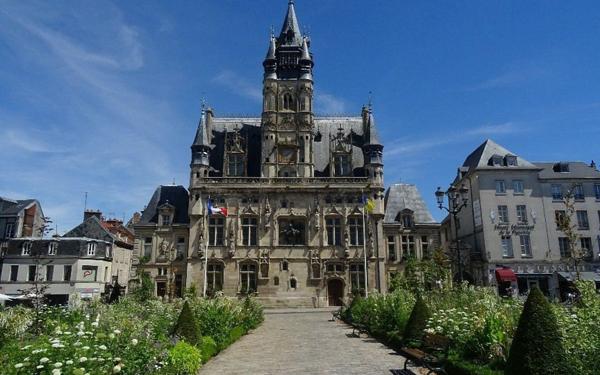 Appartement à vendre    3 pièces • 86,57 m2 Compiègne