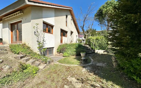 Maison à vendre    6 pièces •  Romans-sur-Isère