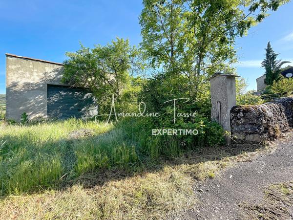 La Bastide-Pradines (12490) Maison de village à rénover et son garage avec jardin