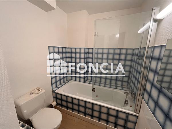 Location Appartement 2 pièces 32.06 m² - 39 RUE JULES SIMON Lorient 56100