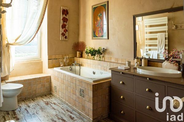 Maison à vendre 18 pièces 680 m² Châteauneuf-du-Pape