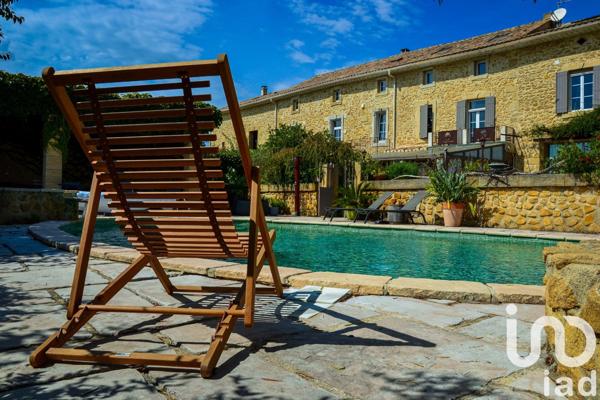 Maison à vendre 18 pièces 680 m² Châteauneuf-du-Pape
