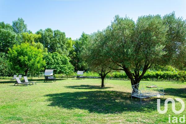 Maison à vendre 18 pièces 680 m² Châteauneuf-du-Pape