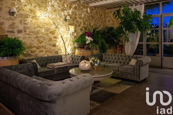 Maison à vendre 18 pièces 680 m² Châteauneuf-du-Pape