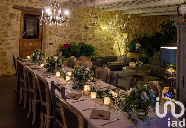 Maison à vendre 18 pièces 680 m² Châteauneuf-du-Pape