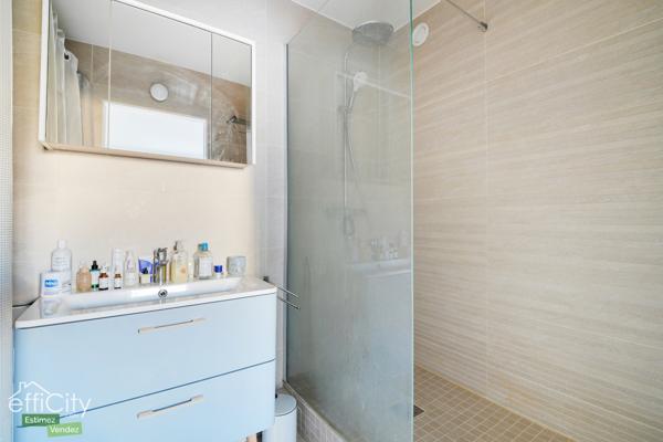 Appartement 2 pièces - 42 m² Exclusivité efficity