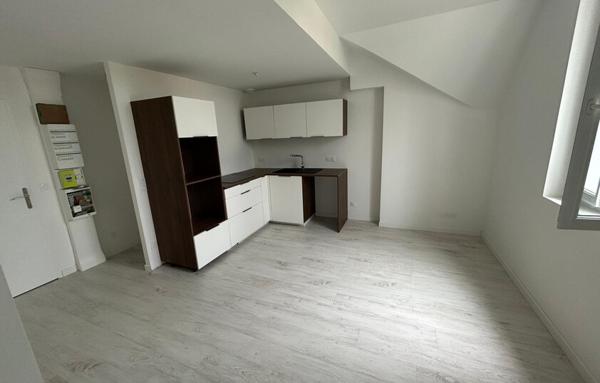 SOUS COMPROMIS  Appartement 2 chambres, 45 m2 en plein cœur de Mios