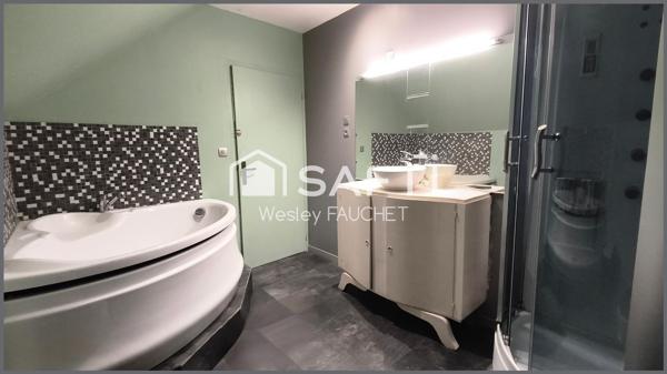 Maison – 195 m² – 6 chambres – Dépendances – Terrain de 805 m²