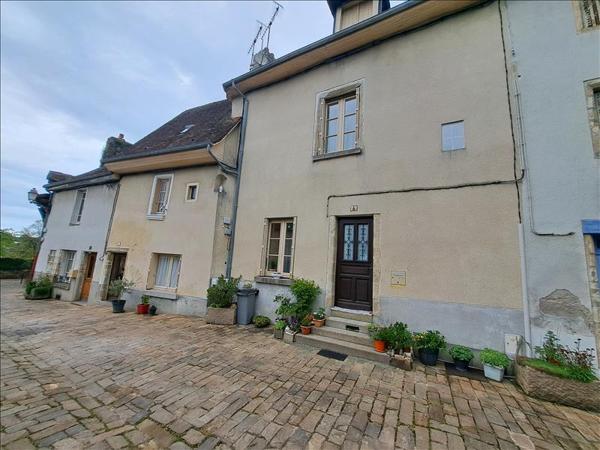 Maison à vendre |  Saint-Yrieix-la-Perche |  6 pièces | 120 m²