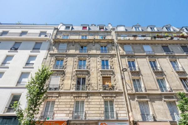 Appartement à vendre 3 pièces PARIS 18EME ARRONDISSEMENT (75)
