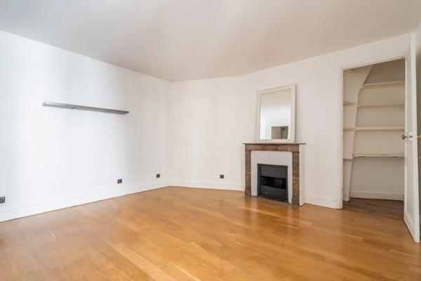 Appartement à vendre 3 pièces PARIS 18EME ARRONDISSEMENT (75)