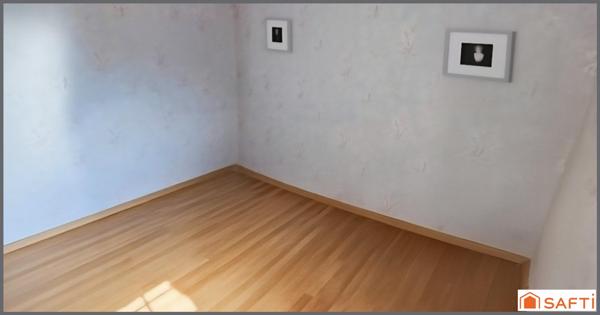 Maison de village avec jardinet, au calme