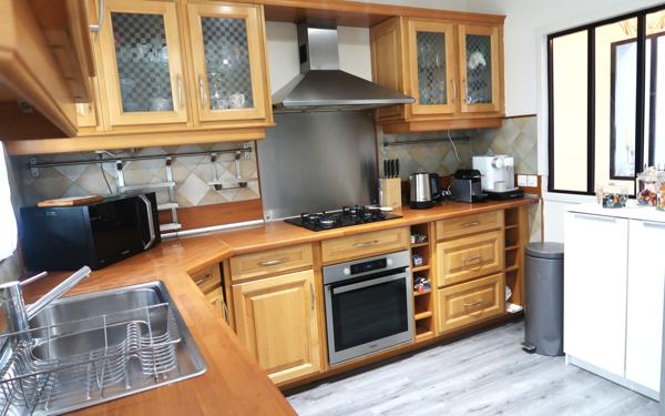 Maison à vendre    8 pièces •  Mitry-Mory