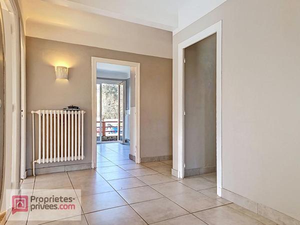 Appartement Bassens 3 pièce(s) 82.73 m2