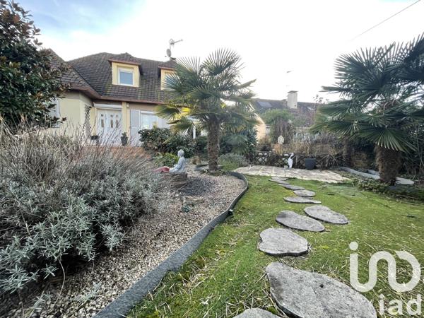 Maison à vendre 7 pièces 143 m² Vert-Saint-Denis