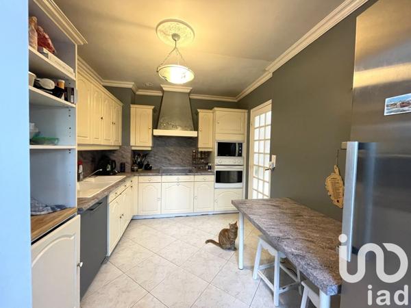 Maison à vendre 7 pièces 143 m² Vert-Saint-Denis