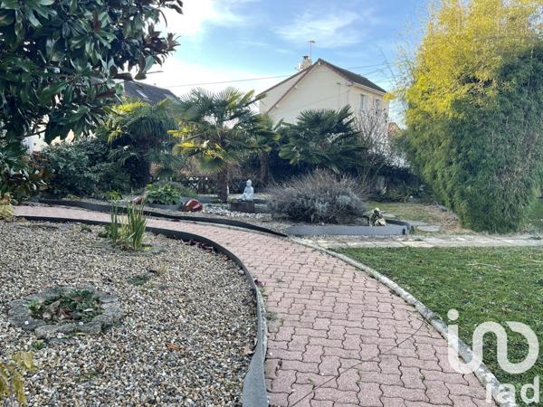 Maison à vendre 7 pièces 143 m² Vert-Saint-Denis